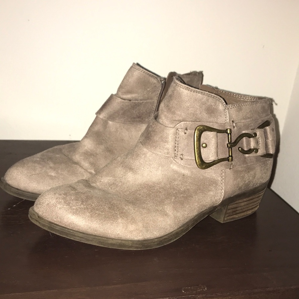Carlos Santana | Women’s 8.5 | brown booties